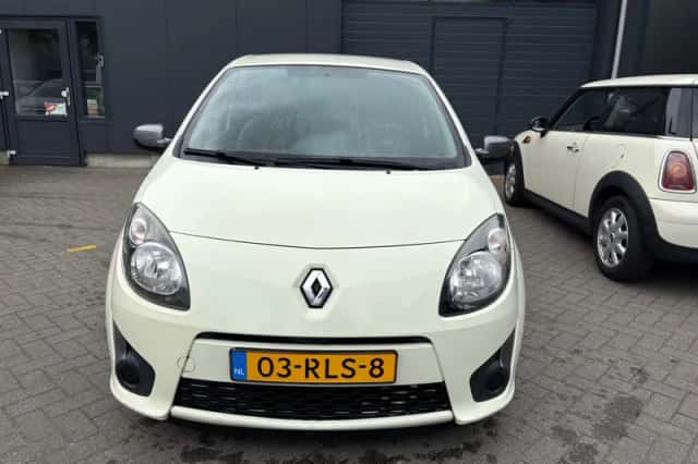 Renault Twingo (2011) thumbnail 3