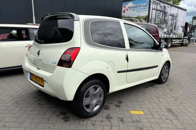 Renault Twingo (2011) thumbnail 5