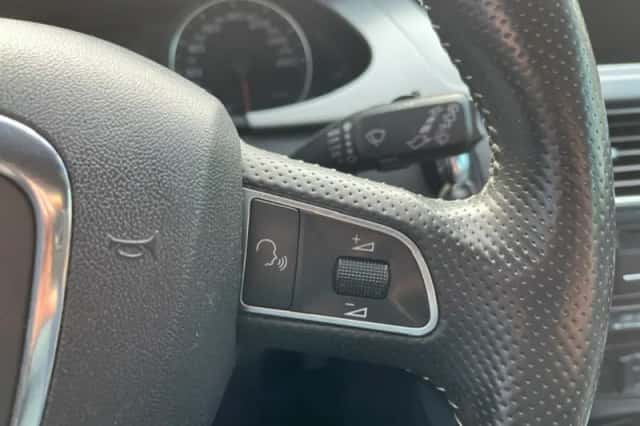 Audi A4 (2010) thumbnail 20