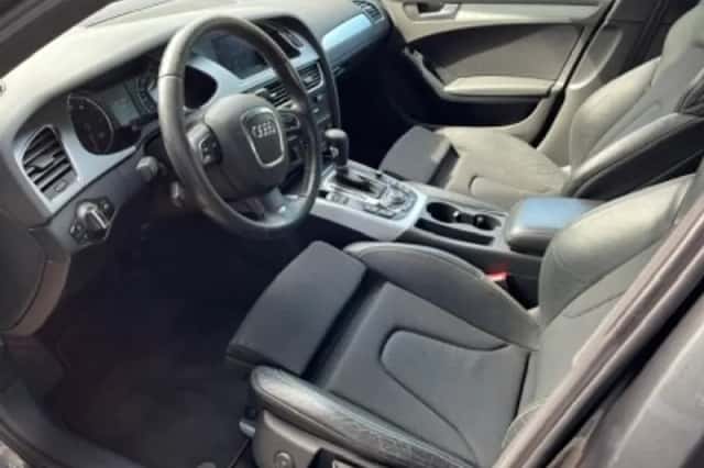Audi A4 (2010) thumbnail 47