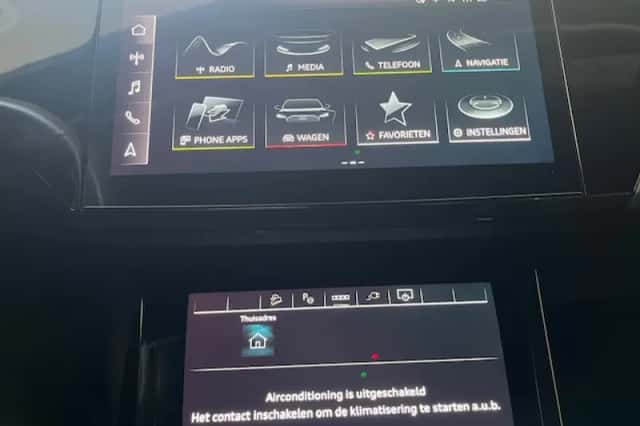 Audi e-tron (2022) thumbnail 16