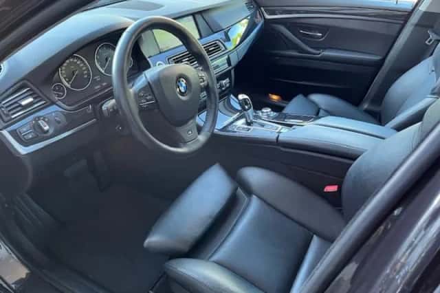 BMW 5-Serie (2013) thumbnail 3