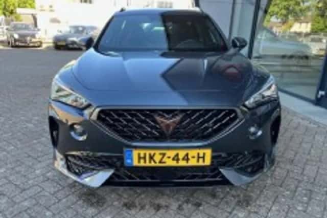 CUPRA Formentor (2022) thumbnail 4