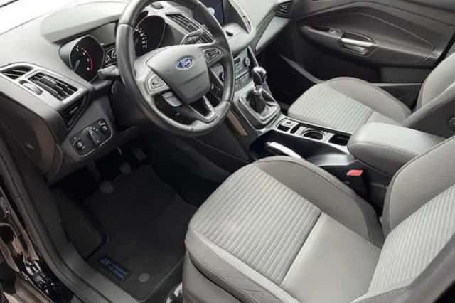 Ford C-Max (2019) thumbnail 3