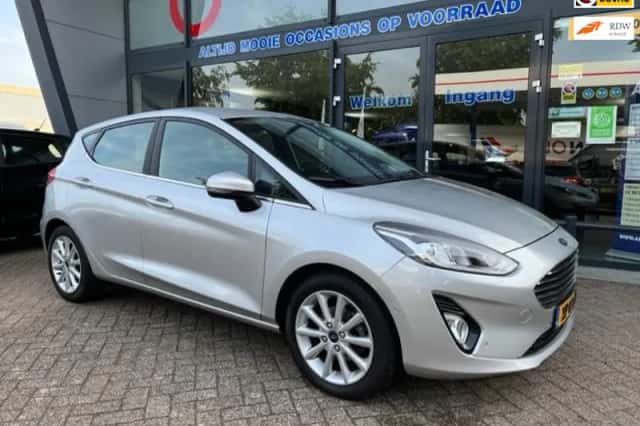 Ford Fiesta (2019) thumbnail 2