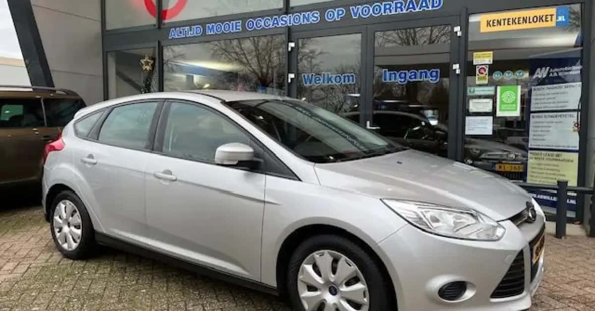 Ford Focus (2012) — foto 1