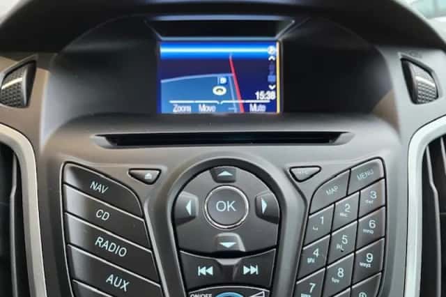 Ford Focus (2012) thumbnail 17