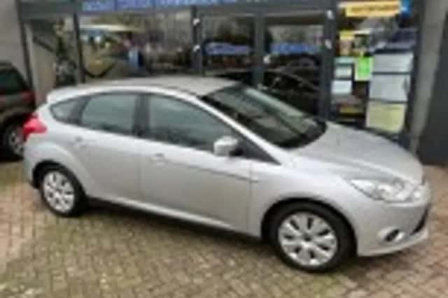 Ford Focus (2012) thumbnail 33