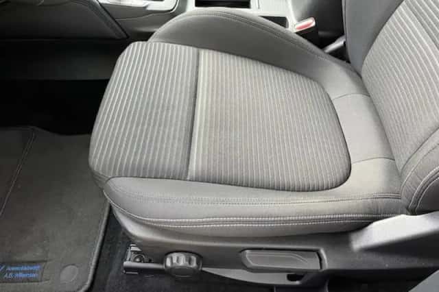 Ford Focus (2020) thumbnail 5