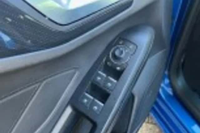Ford Focus (2023) thumbnail 42