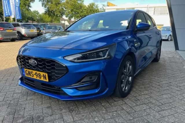 Ford Focus (2023) thumbnail 6