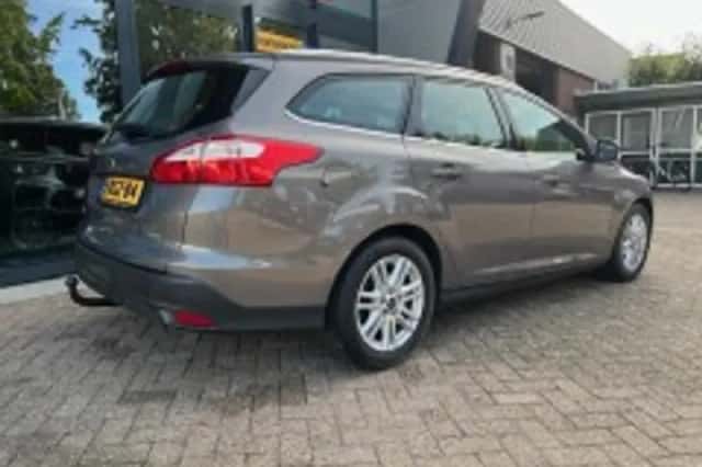 Ford Focus (2014) thumbnail 6