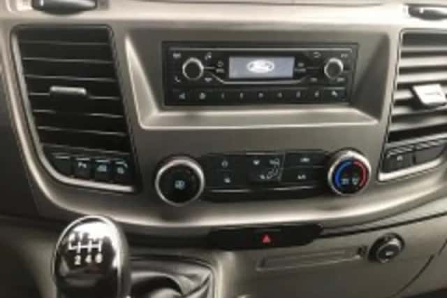 Ford Transit Custom (2019) thumbnail 5