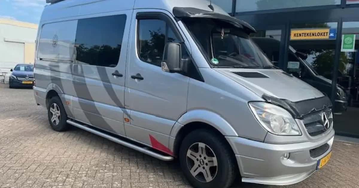 Mercedes-Benz Camper (2012) — foto 1