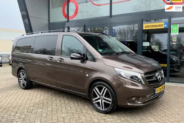 Mercedes-Benz Vito (2019) thumbnail 2