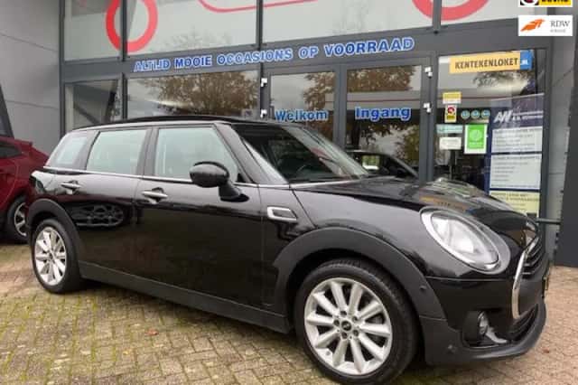 MINI Clubman (2016) thumbnail 2