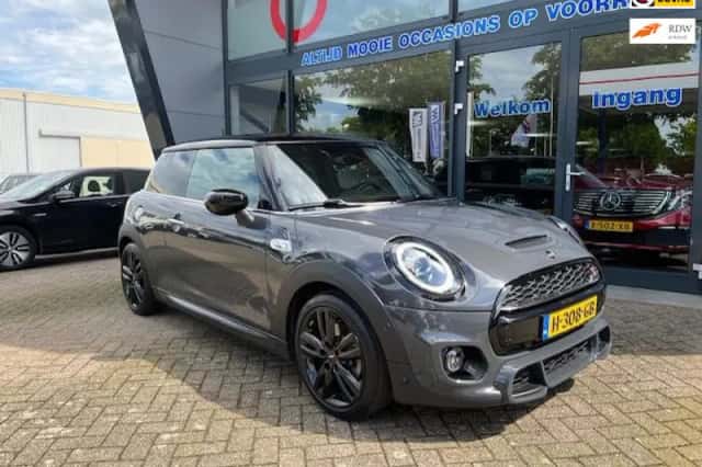 MINI Cooper (2020) thumbnail 2