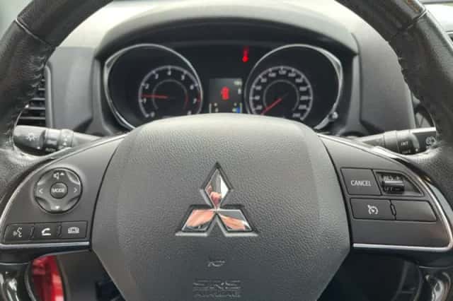 Mitsubishi ASX (2017) thumbnail 17