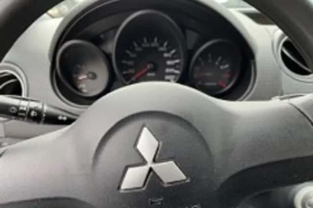 Mitsubishi Colt (2008) thumbnail 4