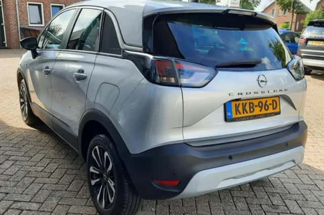 Opel Crossland (2023) thumbnail 3