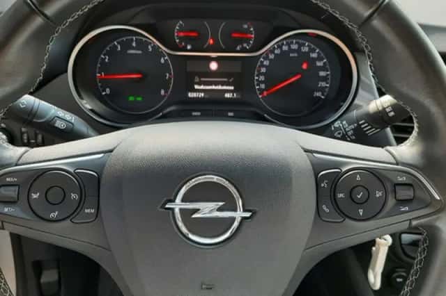 Opel Crossland (2023) thumbnail 6