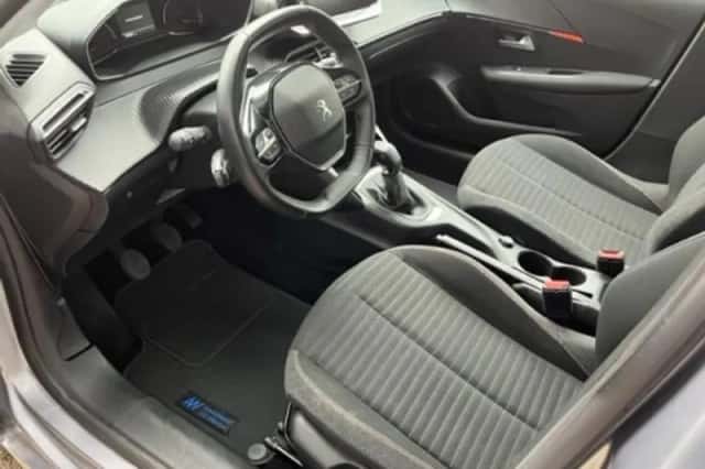 Peugeot 208 (2020) thumbnail 3