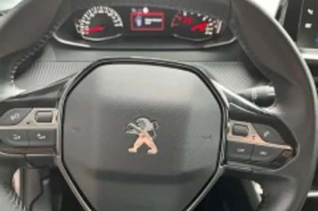 Peugeot 208 (2020) thumbnail 5