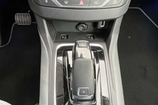 Peugeot 308 (2019) thumbnail 22