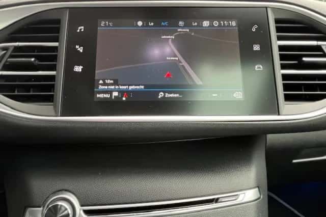 Peugeot 308 (2019) thumbnail 24