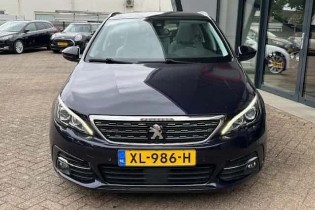 Peugeot 308 (2019) thumbnail 4