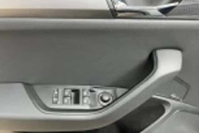 Škoda Superb (2019) thumbnail 38