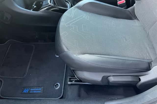 Toyota Aygo (2018) thumbnail 4