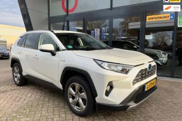 Toyota RAV4 (2019) thumbnail 2