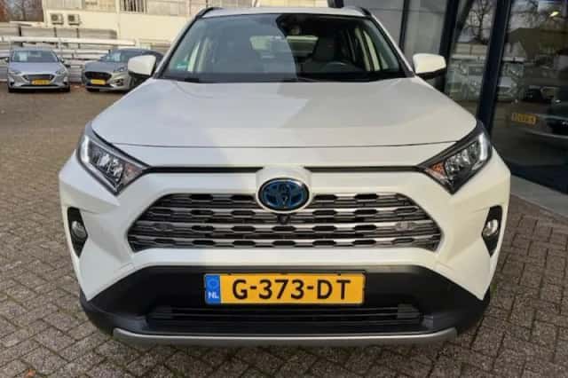 Toyota RAV4 (2019) thumbnail 4