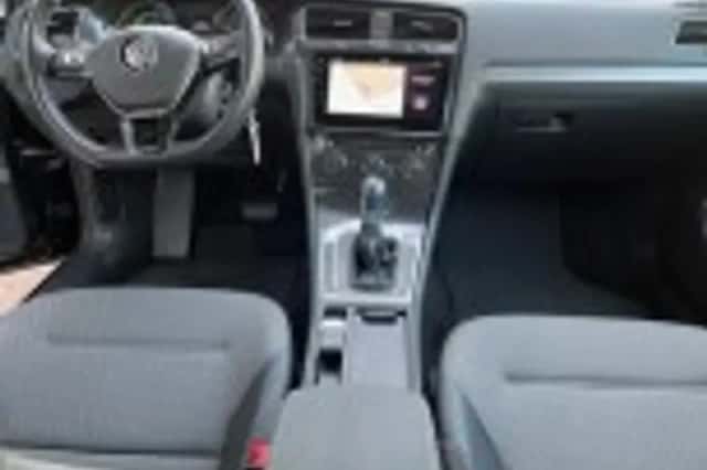 Volkswagen E Golf (2018) thumbnail 35