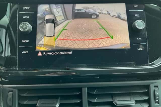Volkswagen T Cross (2021) thumbnail 17