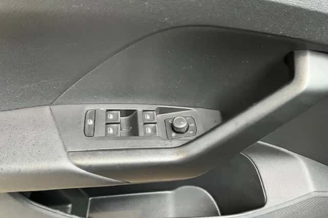 Volkswagen T Cross (2021) thumbnail 21