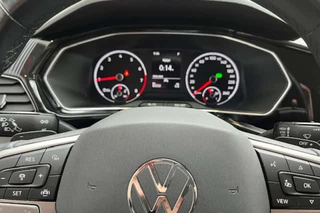 Volkswagen T Cross (2021) thumbnail 24