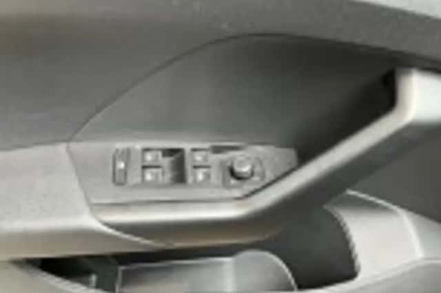 Volkswagen T Cross (2021) thumbnail 40