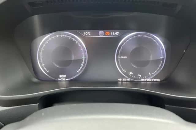 Volvo XC40 (2022) thumbnail 14