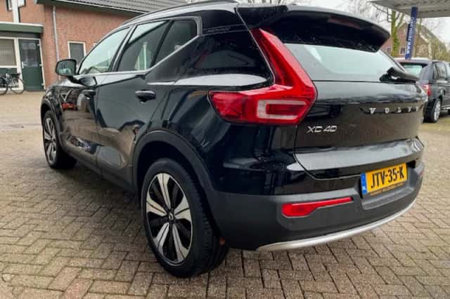 Volvo XC40 (2022) thumbnail 15