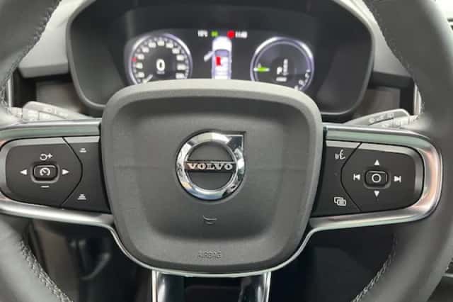 Volvo XC40 (2022) thumbnail 21