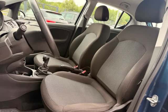 Opel Corsa (2017) thumbnail 4