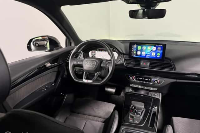 Audi Q5 (2023) thumbnail 3