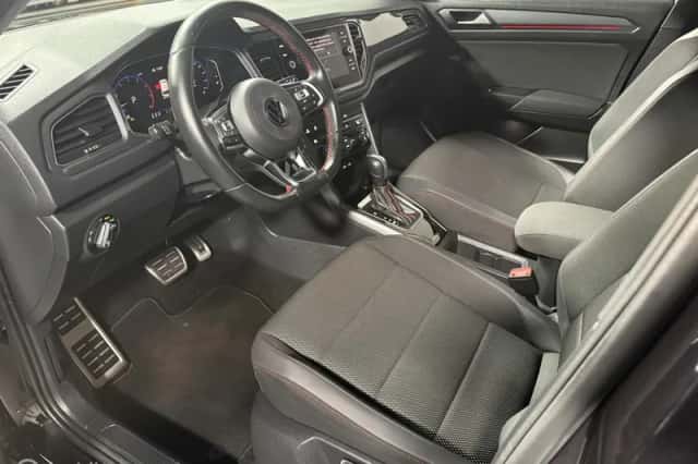 Volkswagen T-Roc (2022) thumbnail 4