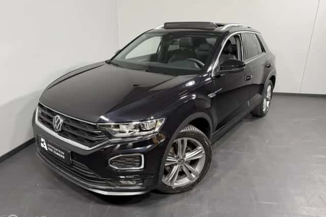 Volkswagen T-Roc (2021) thumbnail 2