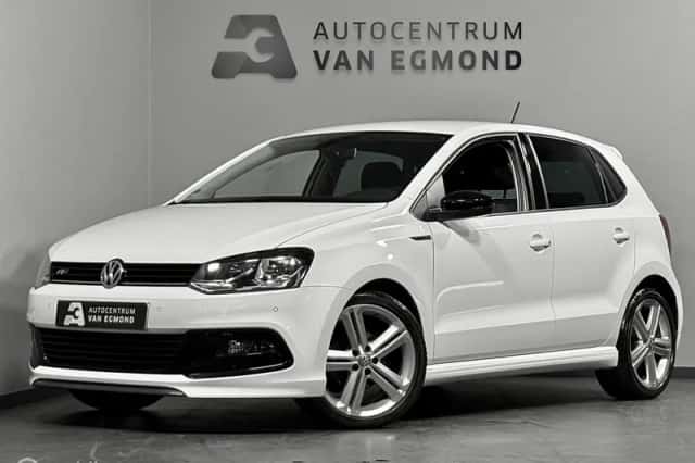 Volkswagen Polo (2016) thumbnail 1