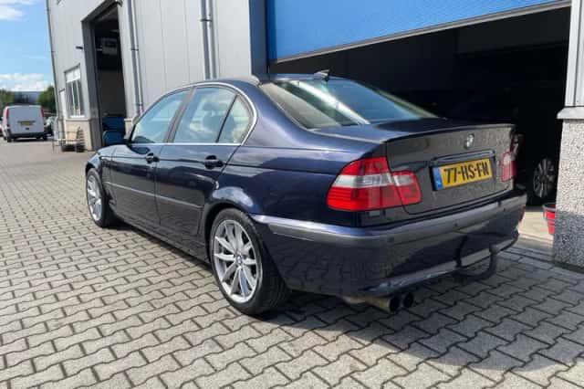 BMW 3-Serie (2001) thumbnail 2