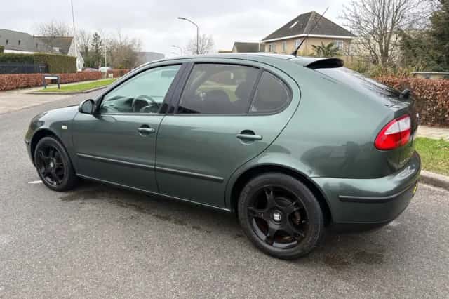 SEAT Leon (2003) thumbnail 3