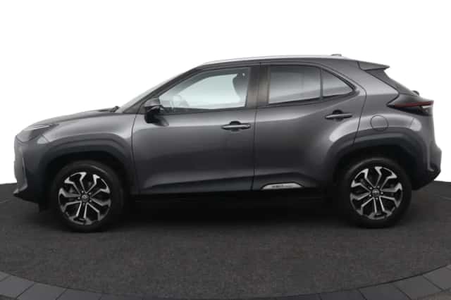 Toyota Yaris Cross (2022) thumbnail 3
